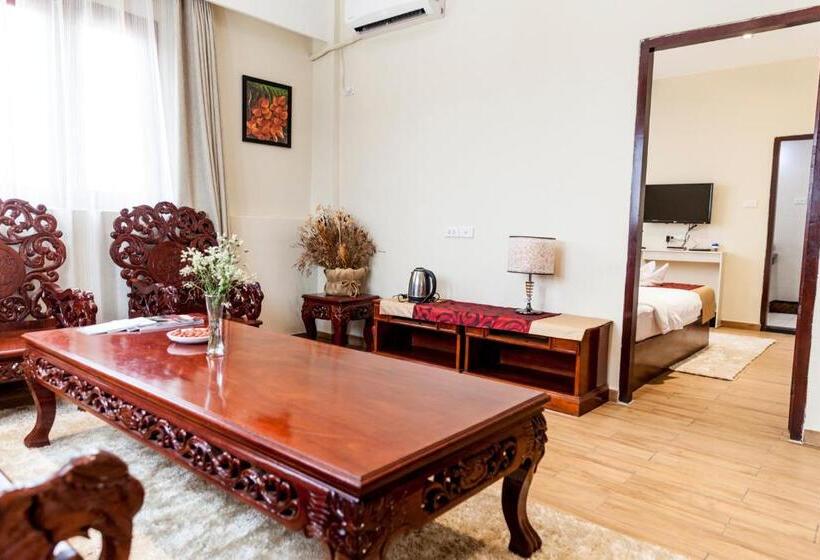 스위트 킹사이즈 침대, Central Boutique