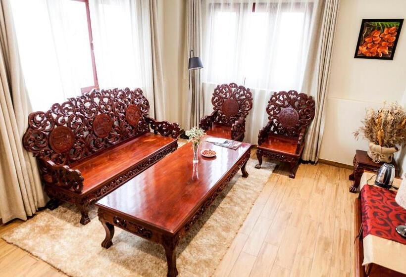 带大床的套房, Central Boutique