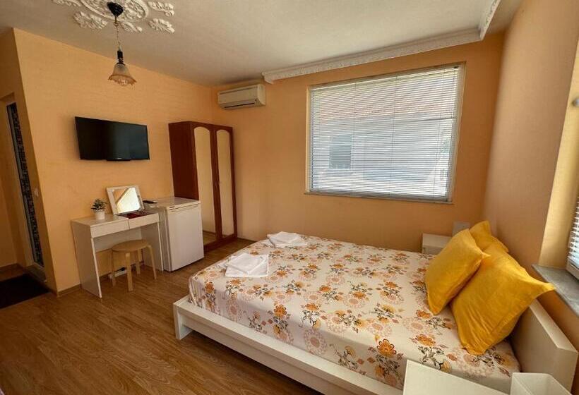 스탠다드 트리플 룸, Hedi Sozopol