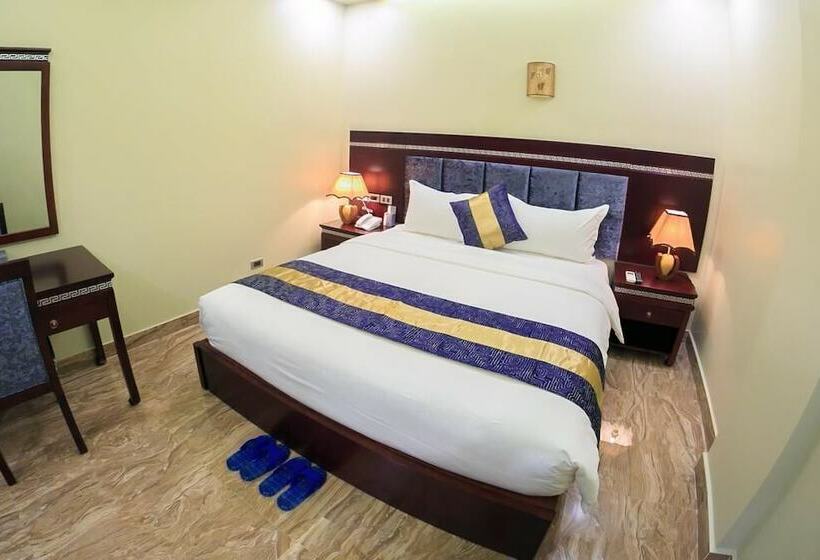 اتاق سوپریور, Gallant Hotel 168