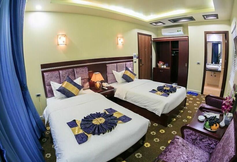 اتاق سوپریور با چشم‌انداز شهر, Gallant Hotel 168