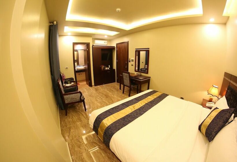 اتاق سوپریور, Gallant Hotel 168