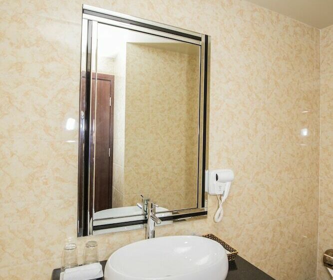 اتاق سوپریور, Gallant Hotel 168