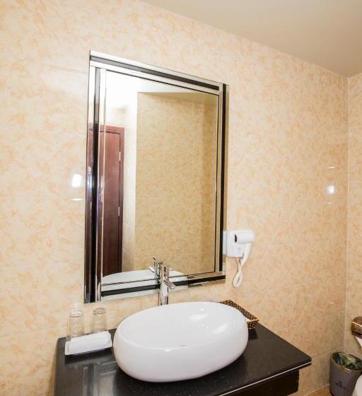 اتاق سوپریور, Gallant Hotel 168