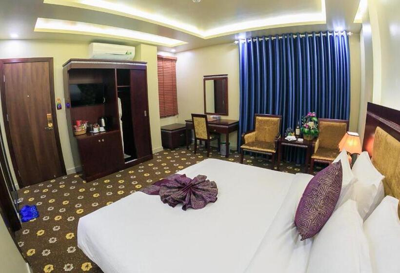 مجموعه ویستا شهر, Gallant Hotel 168