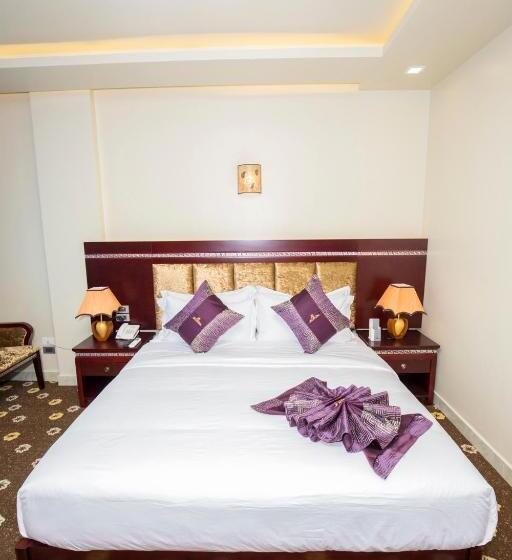 مجموعه ویستا شهر, Gallant Hotel 168