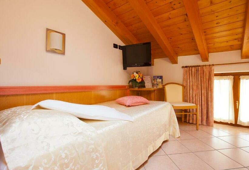 스탠다드 싱글 룸, Ambra