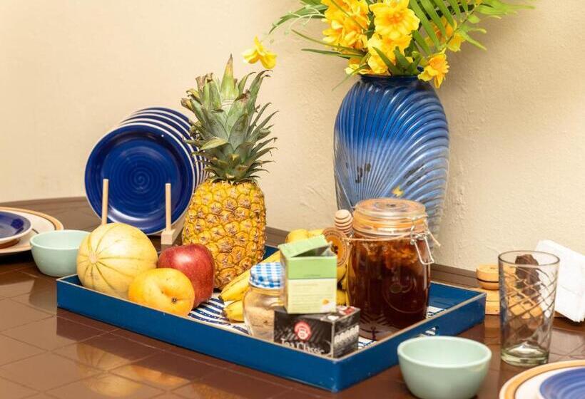 סוויטה אקזקיוטיב, Boutique Simona