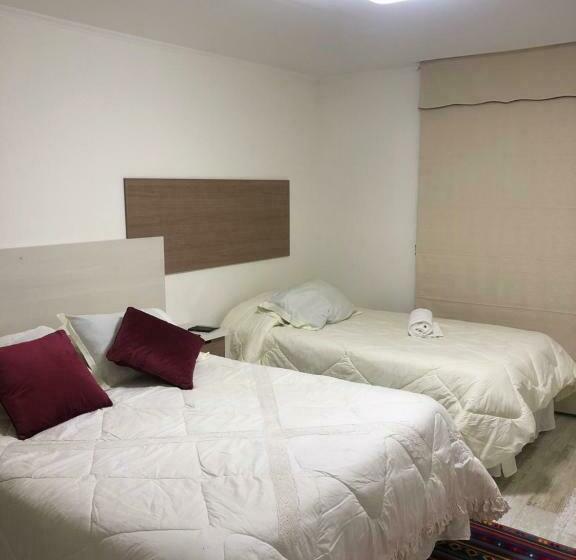 غرفة قياسية ثلاثية, Boutique Suri