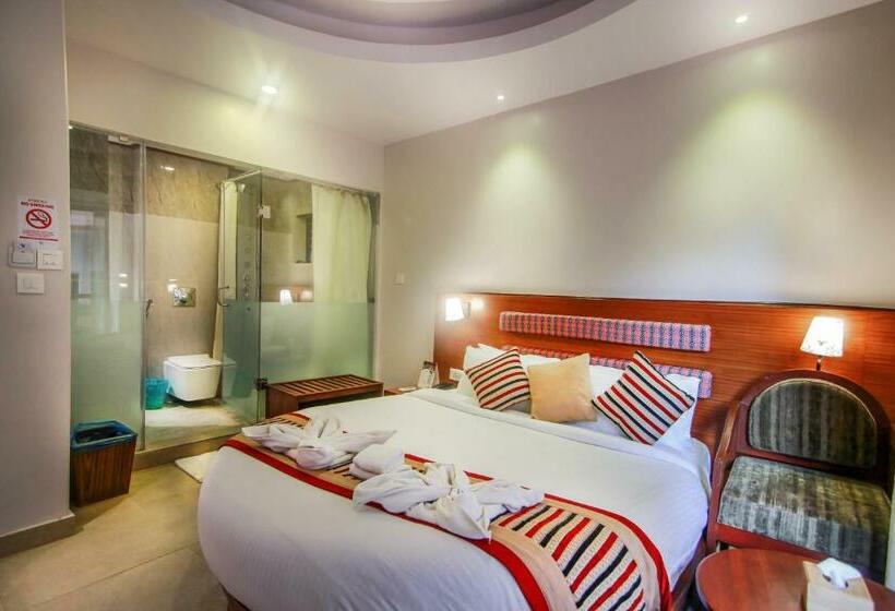 اتاق لوکس یک تخته, Kuti Resort & Spa