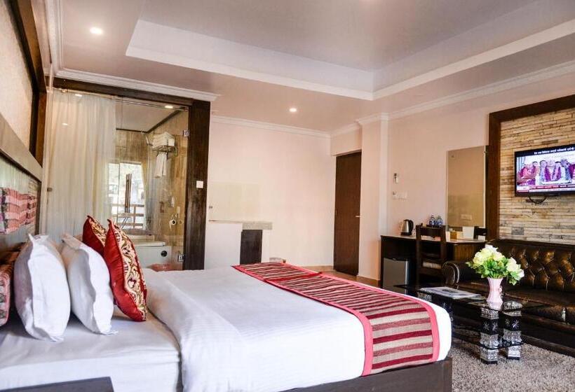 اتاق لوکس, Kuti Resort & Spa