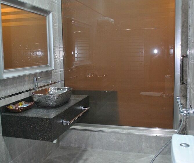 اتاق استاندارد, Manor Luxury Hotel Baku