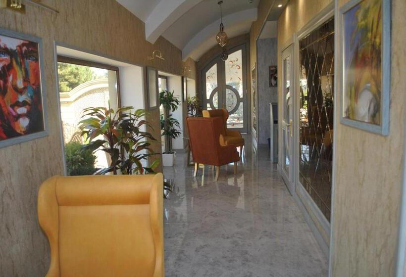 اتاق لوکس, Manor Luxury Hotel Baku