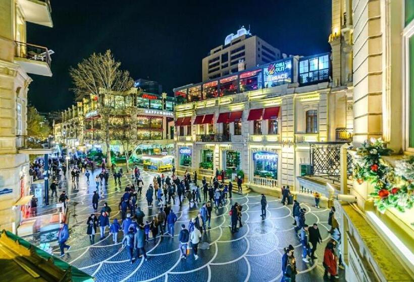 استودیو استاندارد با بالکن, Manor Luxury Hotel Baku