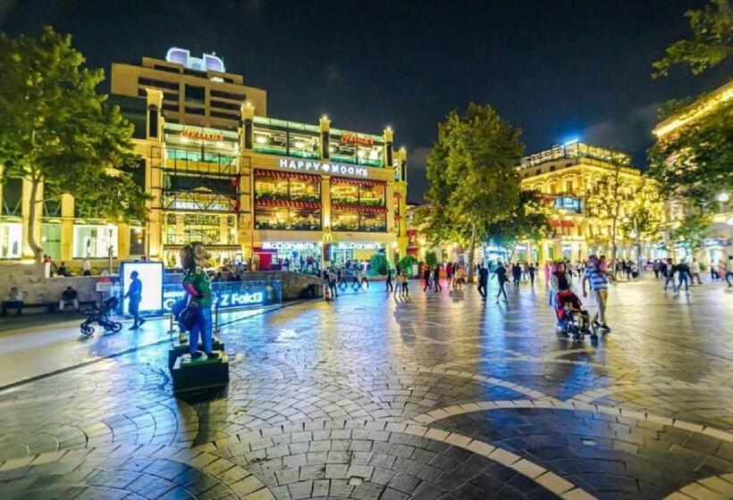 استودیو استاندارد با بالکن, Manor Luxury Hotel Baku