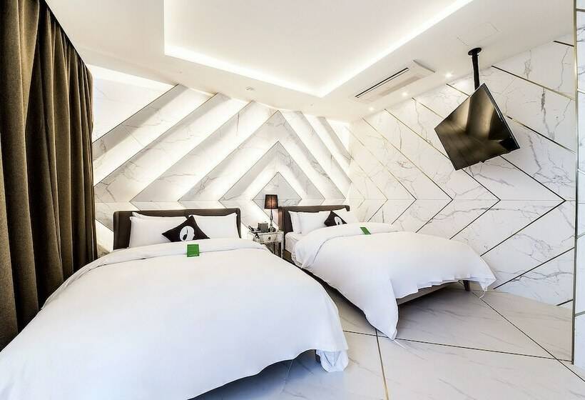 جناح, The Designers Seoul Station