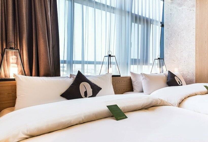 جناح, The Designers Seoul Station