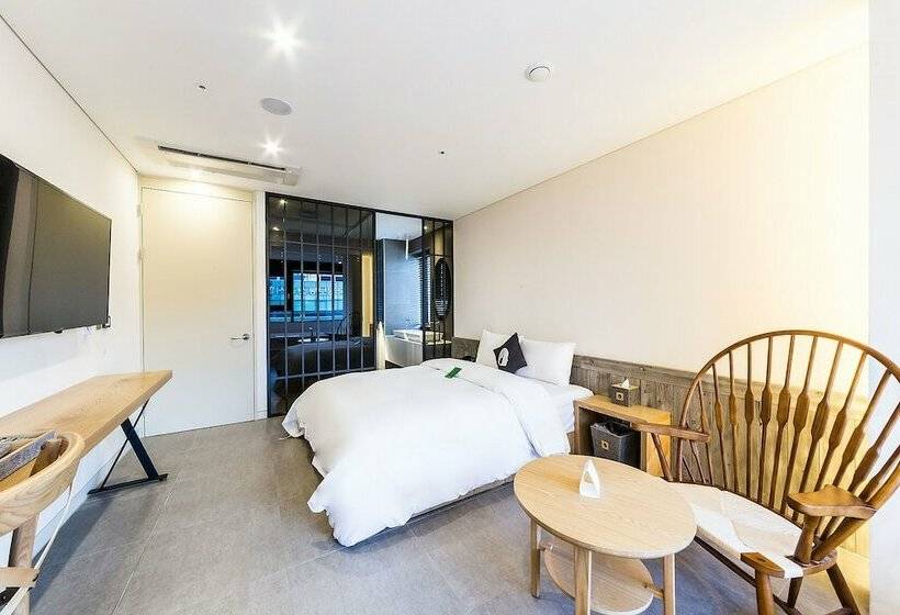 프리미엄 룸, The Designers Seoul Station