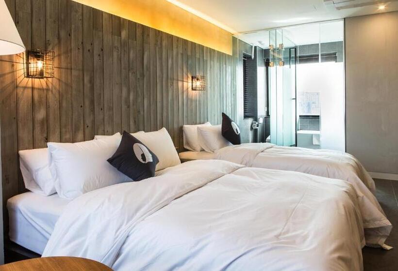 غرفة بريميوم, The Designers Seoul Station