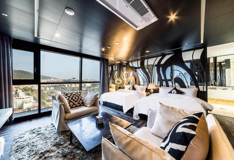 Suite, The Designers Seoul Station