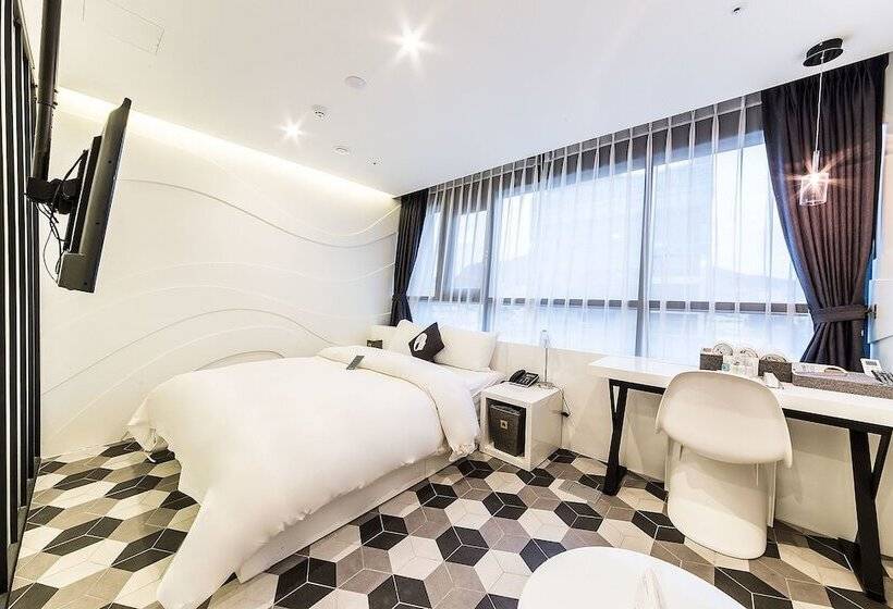 غرفة سوبيريور, The Designers Seoul Station