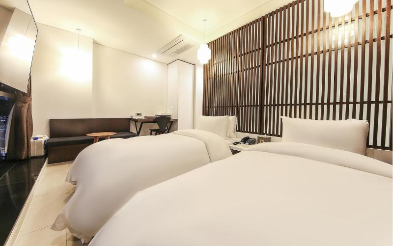 غرفة بيزنس, The Designers Seoul Station