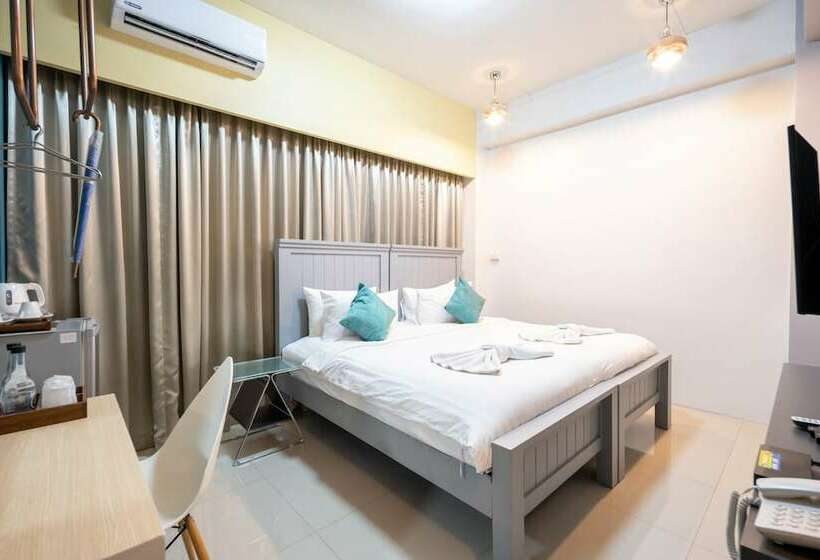 Номер Deluxe, The Iconic Hotel Ranong