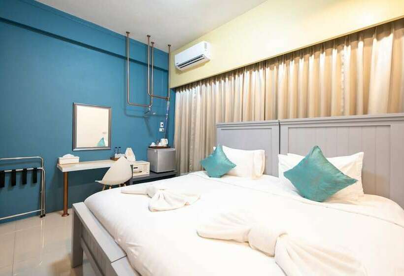 غرفة ديلوكس, The Iconic Hotel Ranong