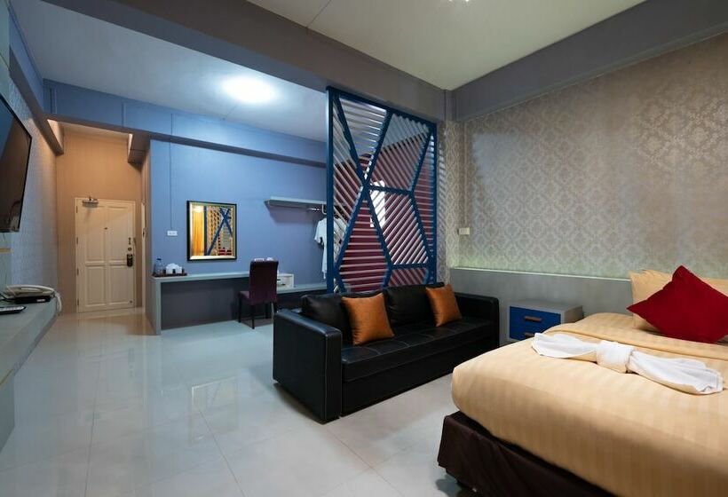 إستوديو قياسى, The Iconic Hotel Ranong