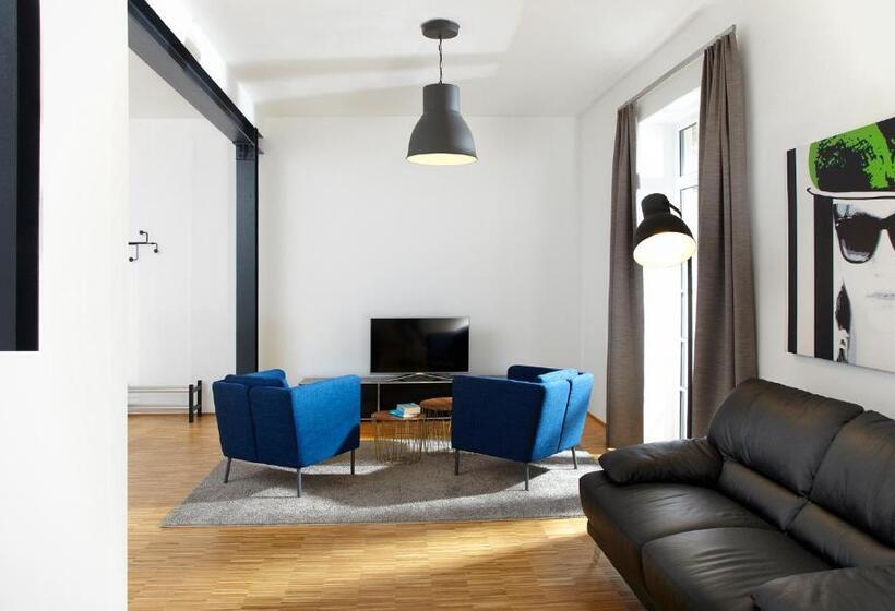 דירת חדר, Villa8