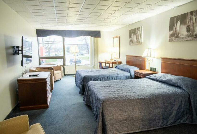 Четырехместный Номер Superior, Motel Le Voyageur