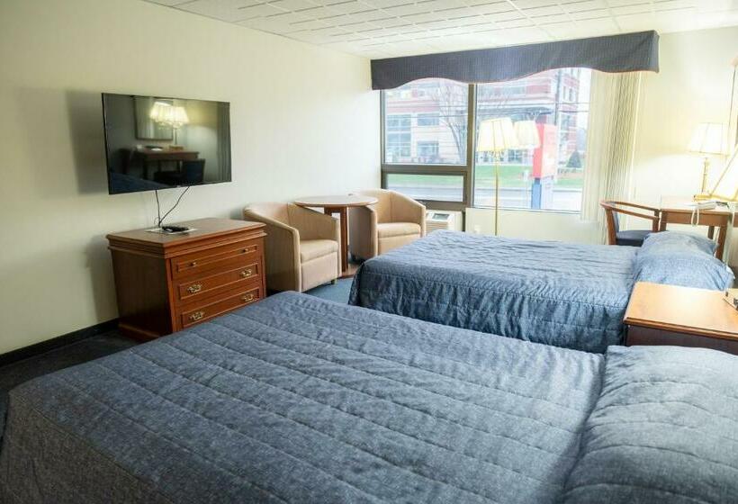 Четырехместный Номер Superior, Motel Le Voyageur