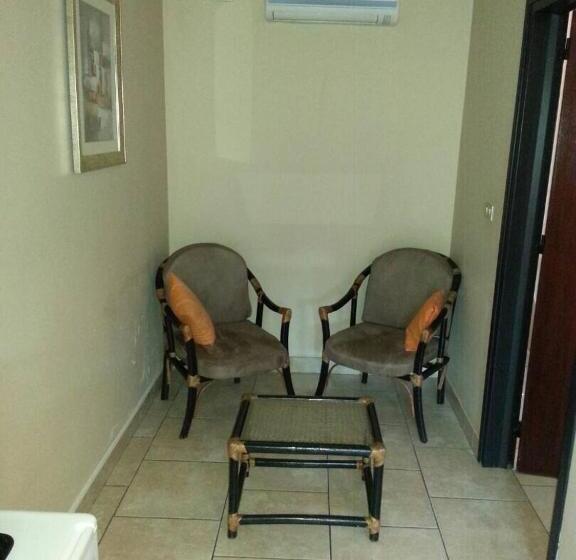 اتاق استاندارد, Planet Hotel Hollybum