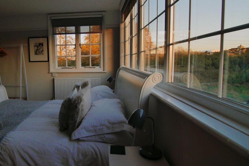 اتاق سوپریور, Red Cottage B&b