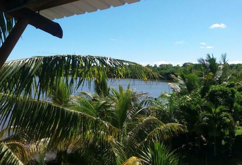 اتاق استاندارد با چشمانداز دریاچه, Horisun