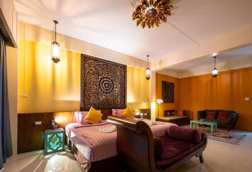 غرفة قياسية سرير كينج, The Iconic Hotel Ranong