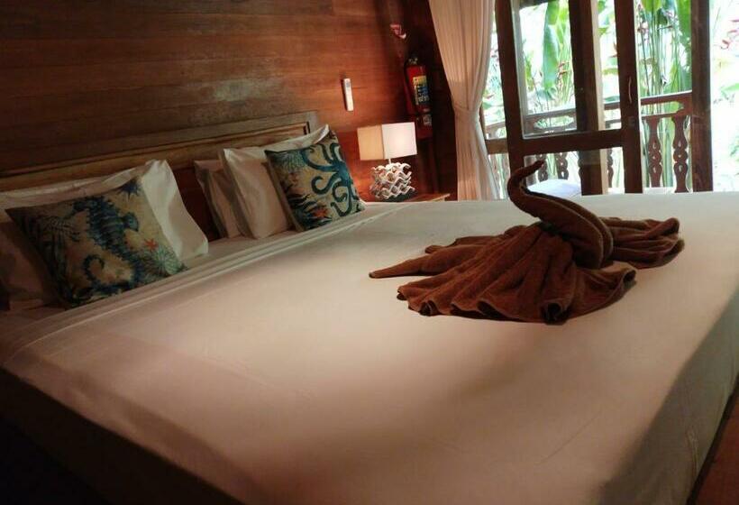 Семейное Бунгало, Ocean Prana Village