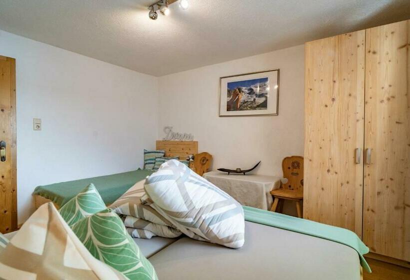 Апартаменты 2 Спальни, Haus Berghof