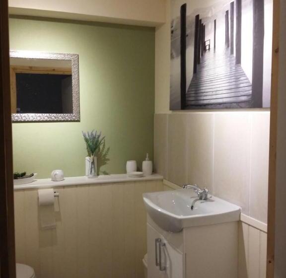 豪华房间, The Boe Rigg