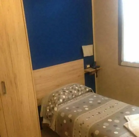 スタンダードシングルルーム, Albergo Giardinetto
