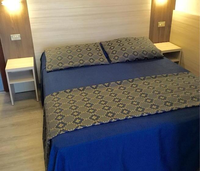 Habitación Estàndard Individual, Della Motta