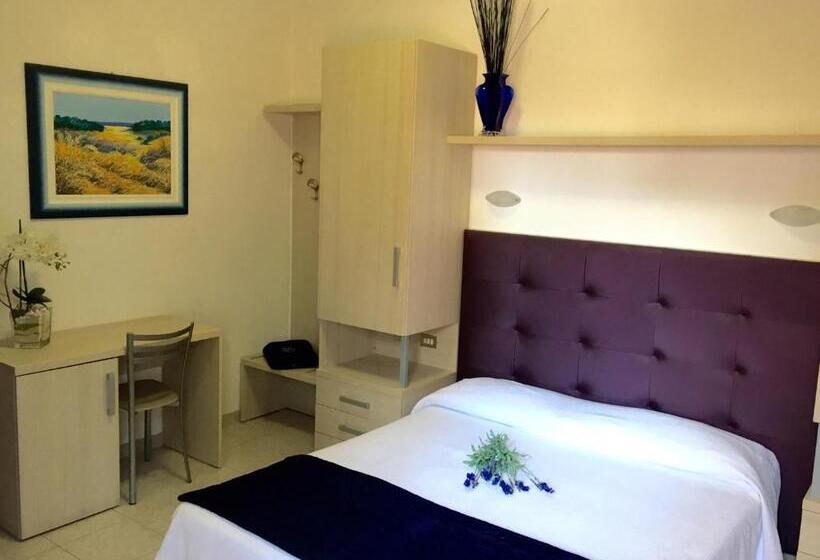 Habitació Estàndard, Della Motta