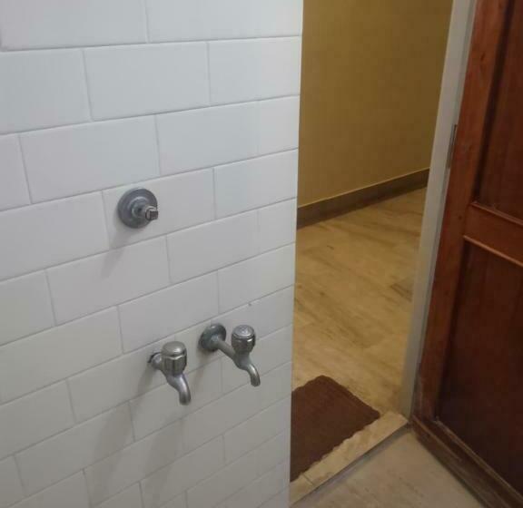 Pokój Standard Jednoosobowy, Krishna Lodge