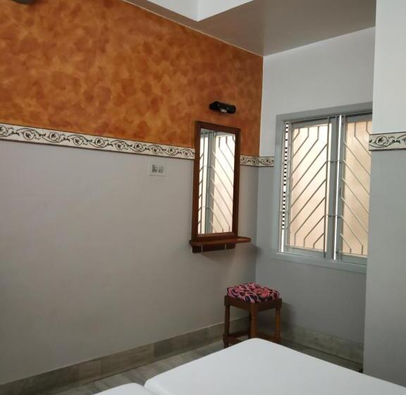 اتاق استاندارد یک نفره, Krishna Lodge