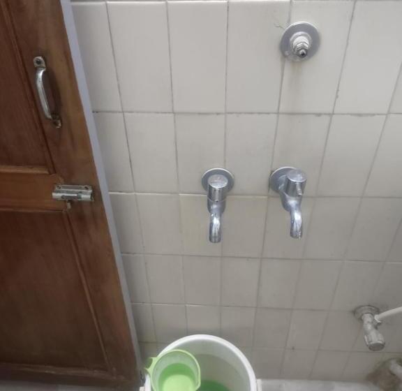 Pokój Standard Jednoosobowy, Krishna Lodge