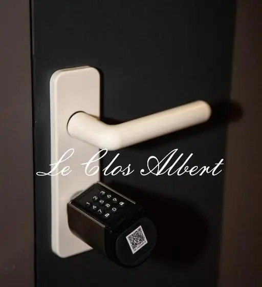 ファミリールーム, Le Clos Albert