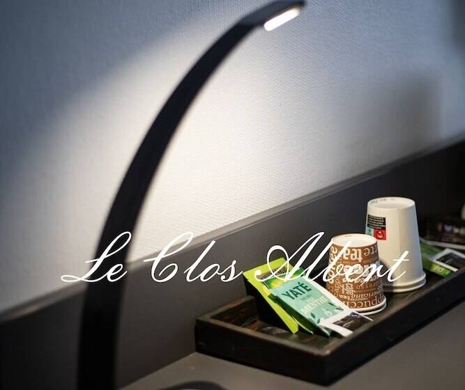 חדר משפחתי, Le Clos Albert