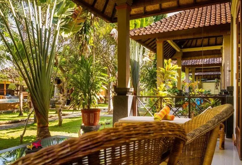Chambre Standard Vue Jardin, Oasis