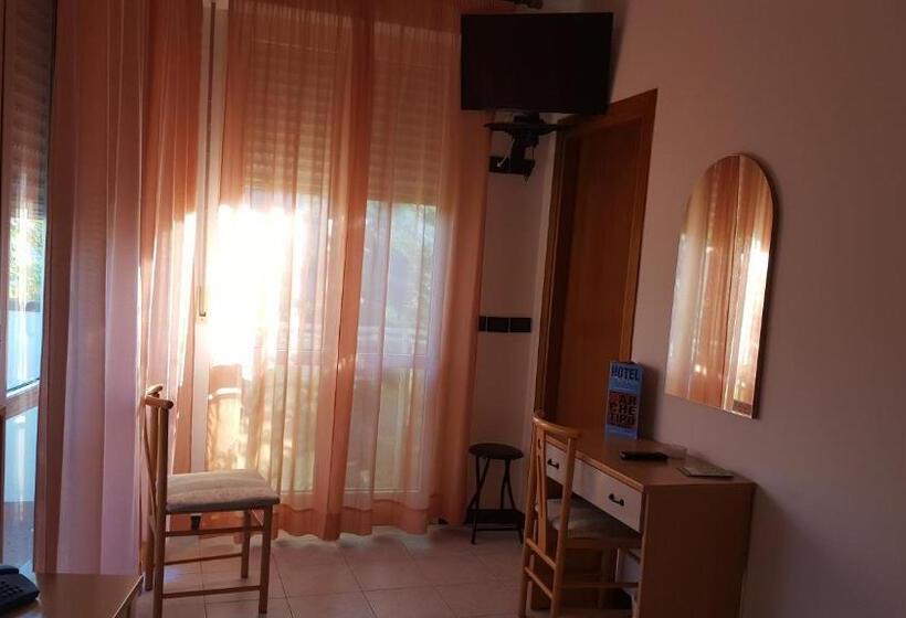 اتاق استاندارد, Patrizia