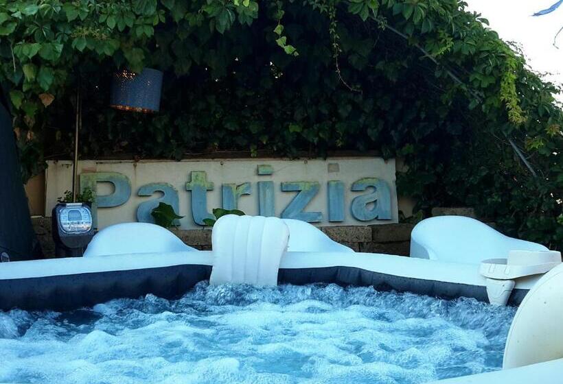 اتاق استاندارد سه نفره, Patrizia